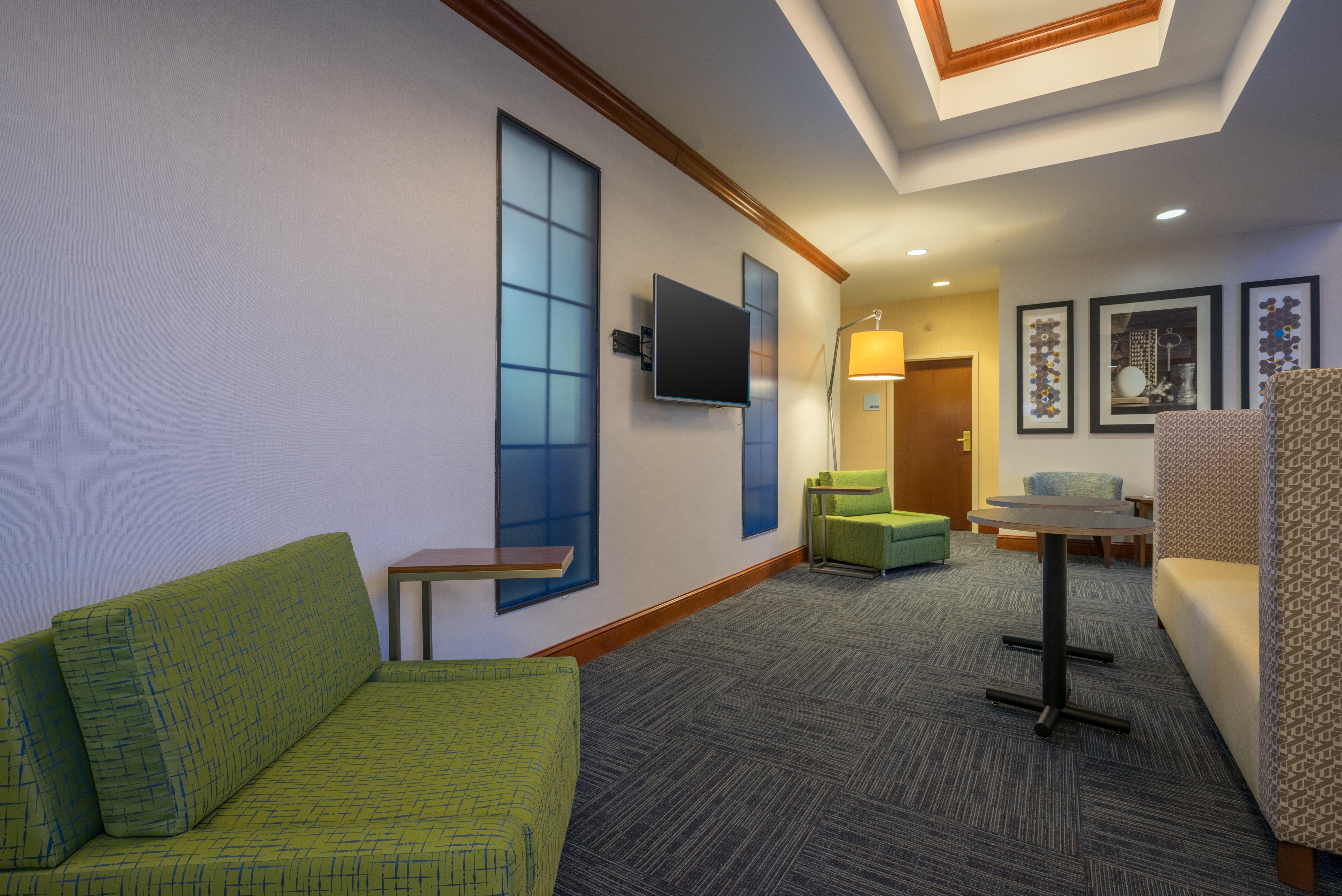 Holiday Inn Express And Suites Quakertown - Allentown Area By Ihg Exterior photo