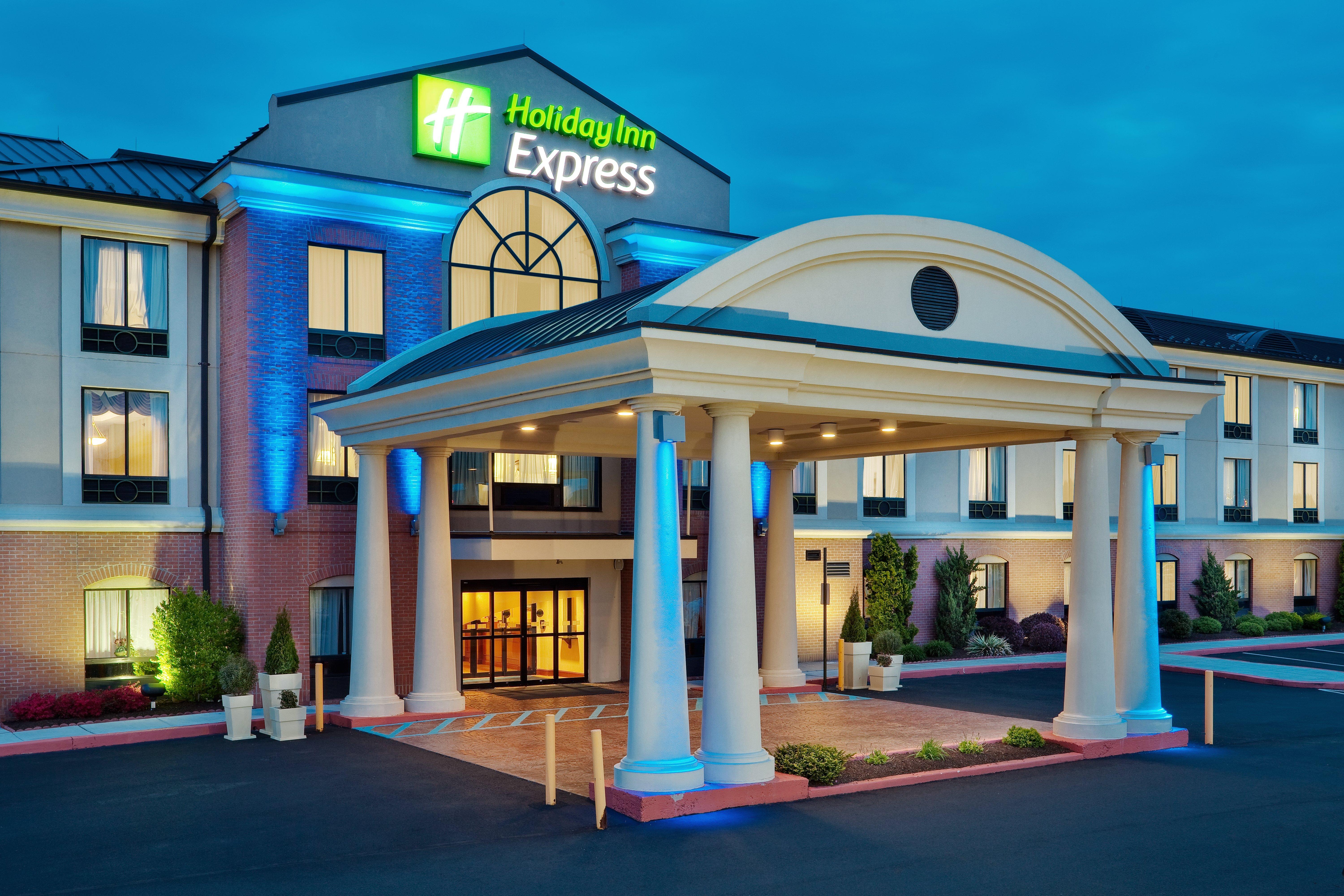 Holiday Inn Express And Suites Quakertown - Allentown Area By Ihg Exterior photo